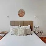 Elegant - 4br -10p- Madeleine * Paris