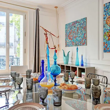 Elegant - 4br -10p- Madeleine