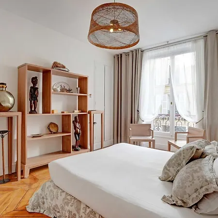 Lägenhet Elegant - 4br -10p- Madeleine