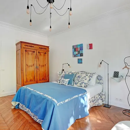 Elegant - 4br -10p- Madeleine * Paris