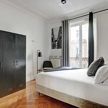 Elegant - 4br -10p- Madeleine Lägenhet Paris