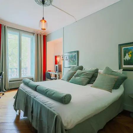 Lägenhet Elegant - 4br -10p- Madeleine