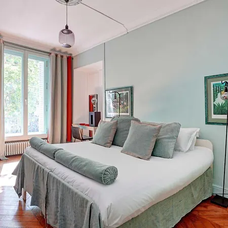 Elegant - 4br -10p- Madeleine